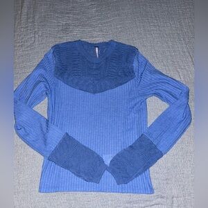 Free people long sleeve blue shirt NWOT SIZE S